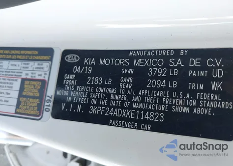 2019 Kia Forte Lxs z USA, uszkodzony, nr VIN 3KPF24ADXKE114823